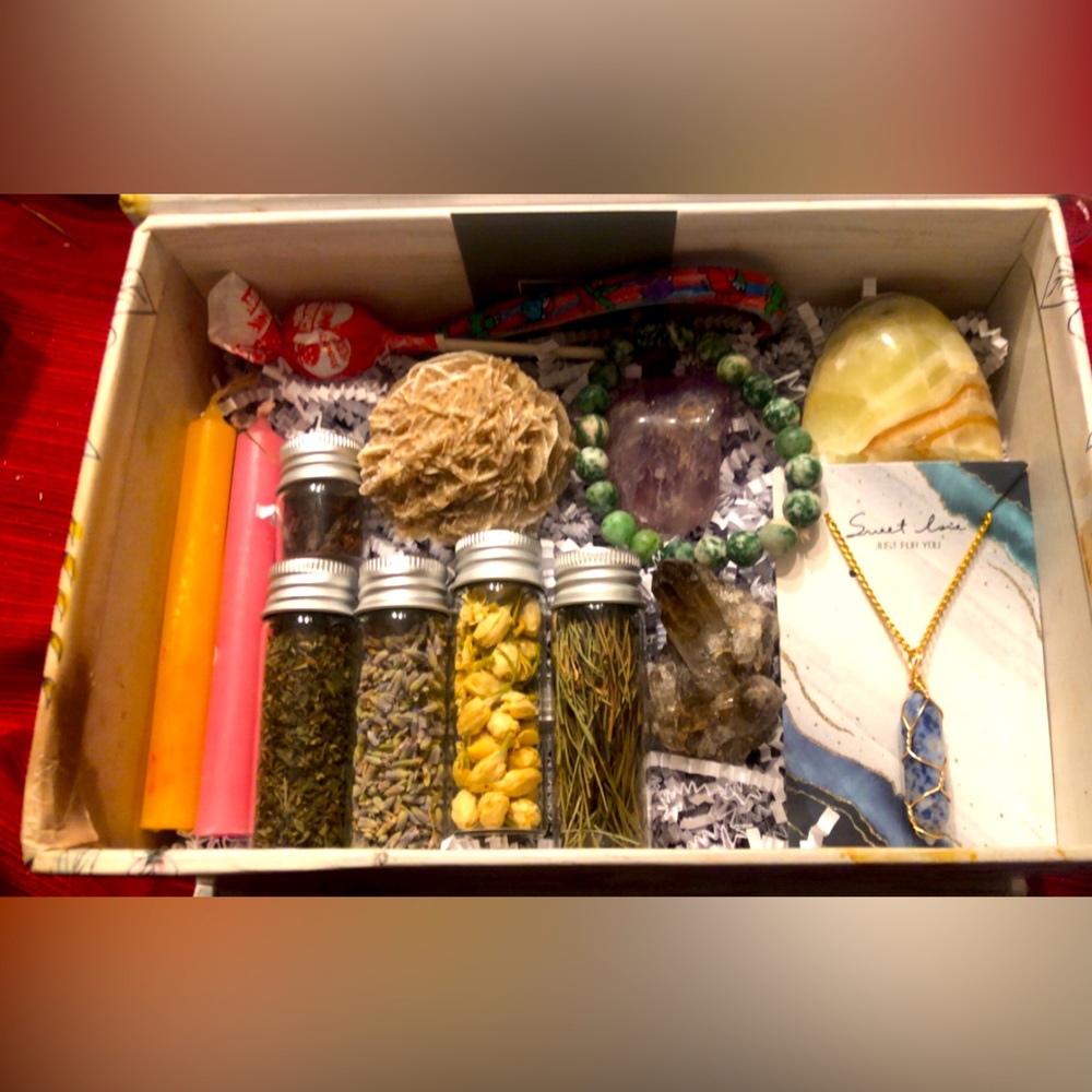 $20 Mystery Crystal Box